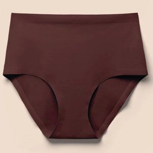 BRAND NEW! EBY Highwaisted panty Mocha, Medium